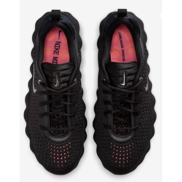 Athletic_Shoes